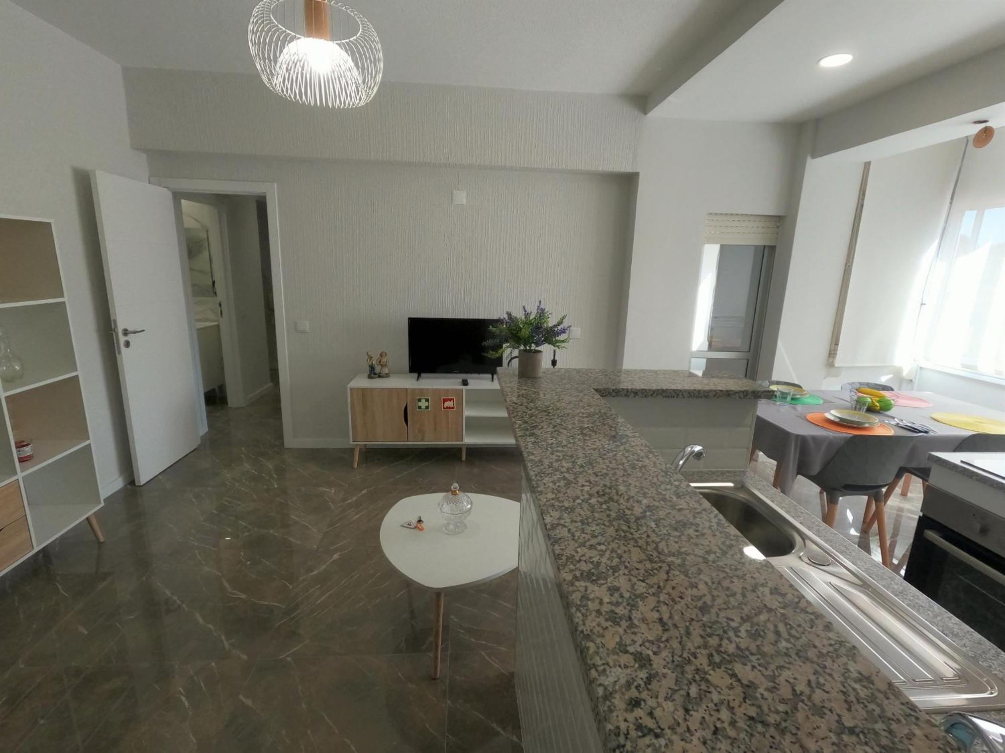 Almada, T1 Costa Caparica, Renovado Apartment Коста да Капарика Екстериор снимка